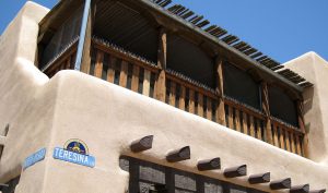 Arquitectura de adobe en Taos